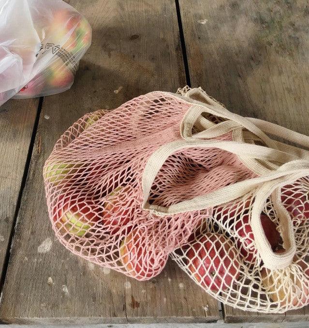 Market Bag in Action: Apple Picking