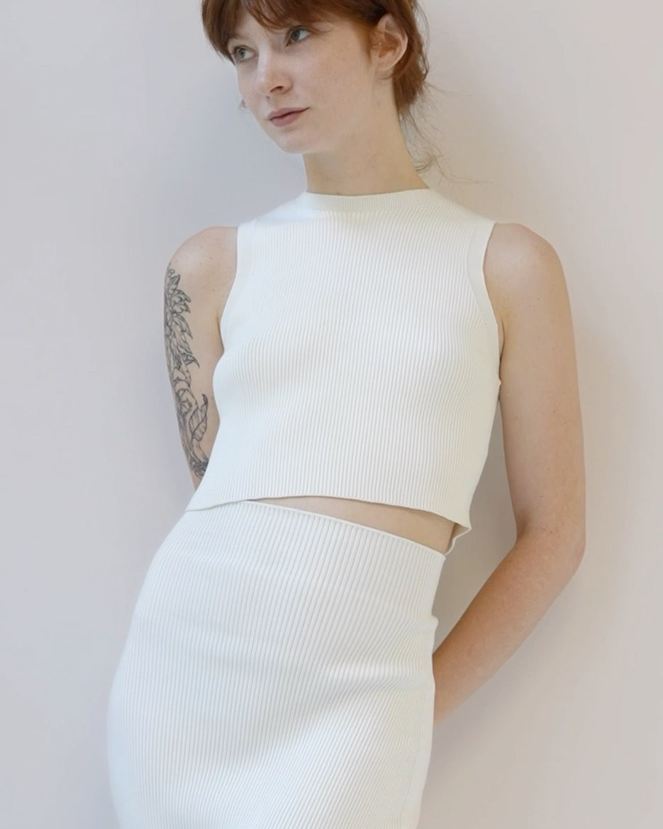 #color_ivory