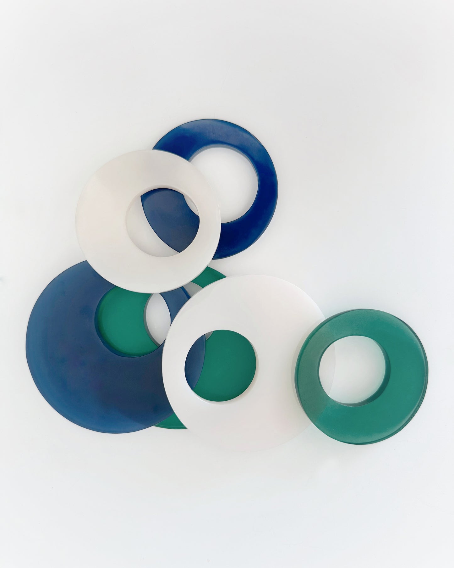 resin napkin rings large set/4